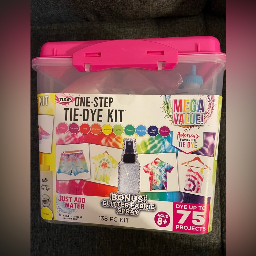 Tulip one-step tie-dye kit